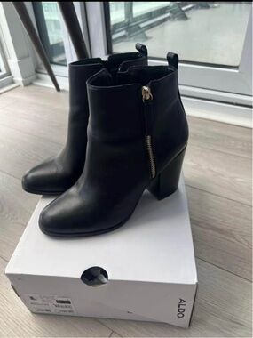 Aldo Black Leather Zip-Accent Block Heel Ankle Boots